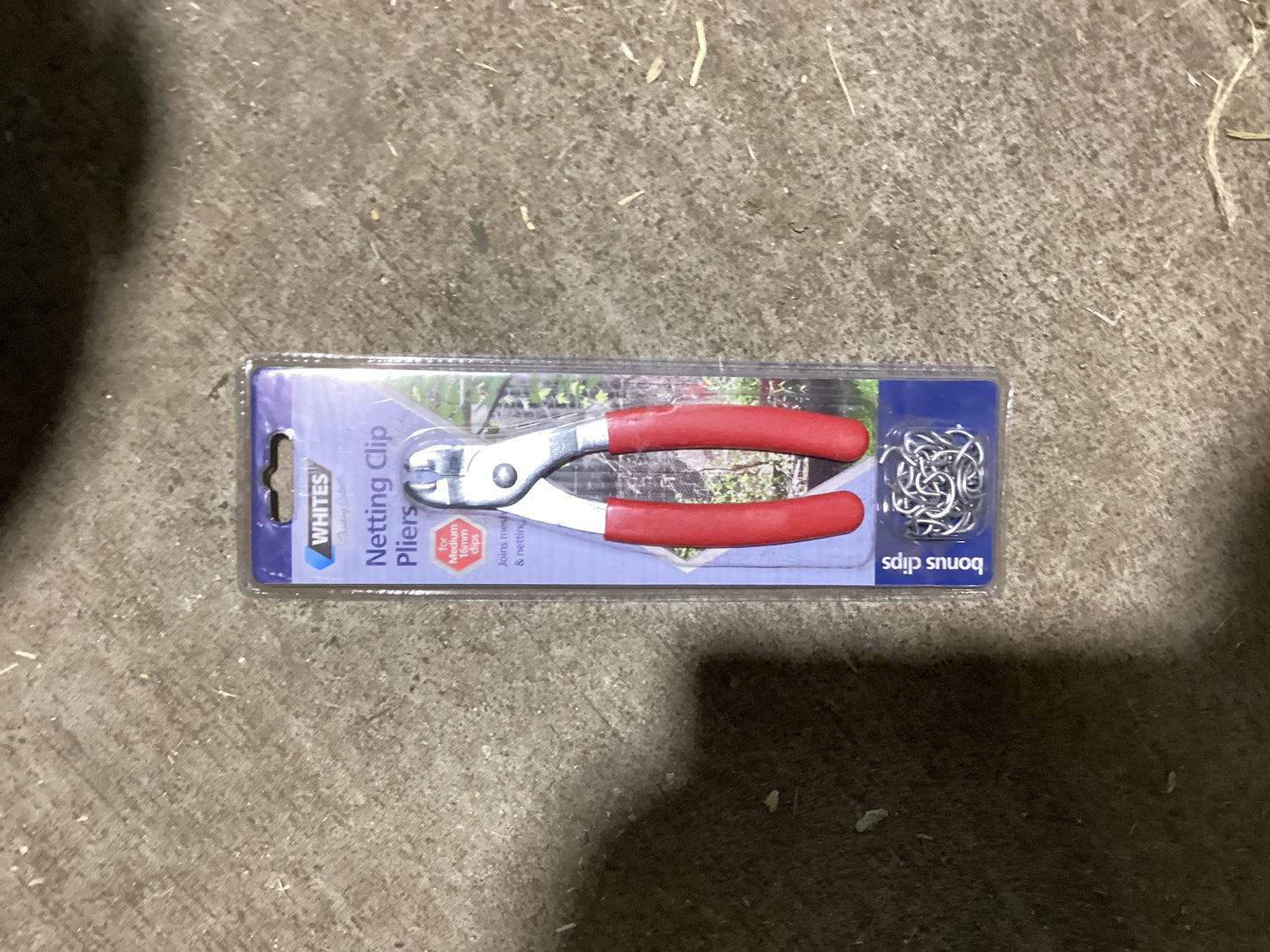 Whites Netting Clip Pliers–Red Handle (suits 16mm)