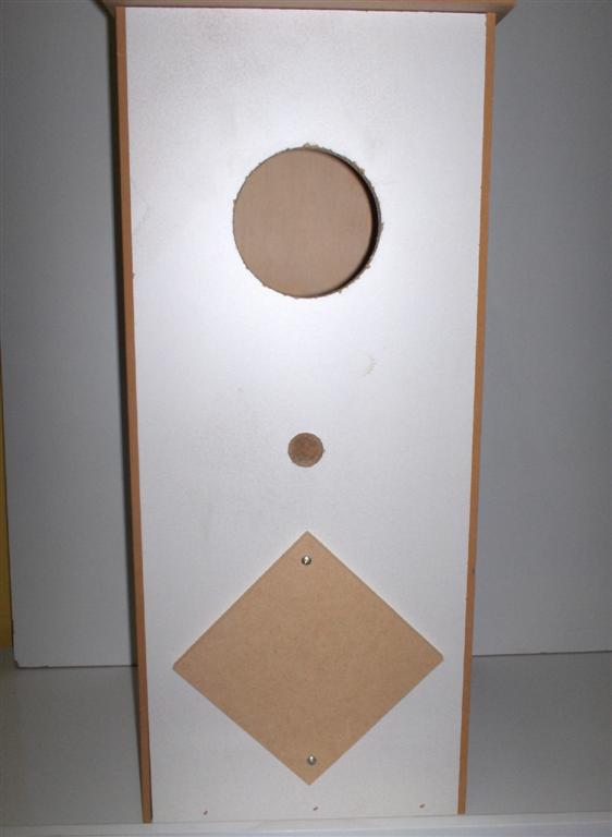 Wooden Parrot Box 24''