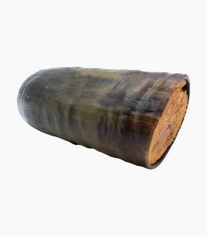 Blackdog Filled Cow Horn - Bacon 5"