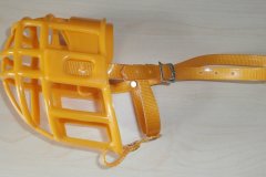 Millers American Plastic Yard Muzzle